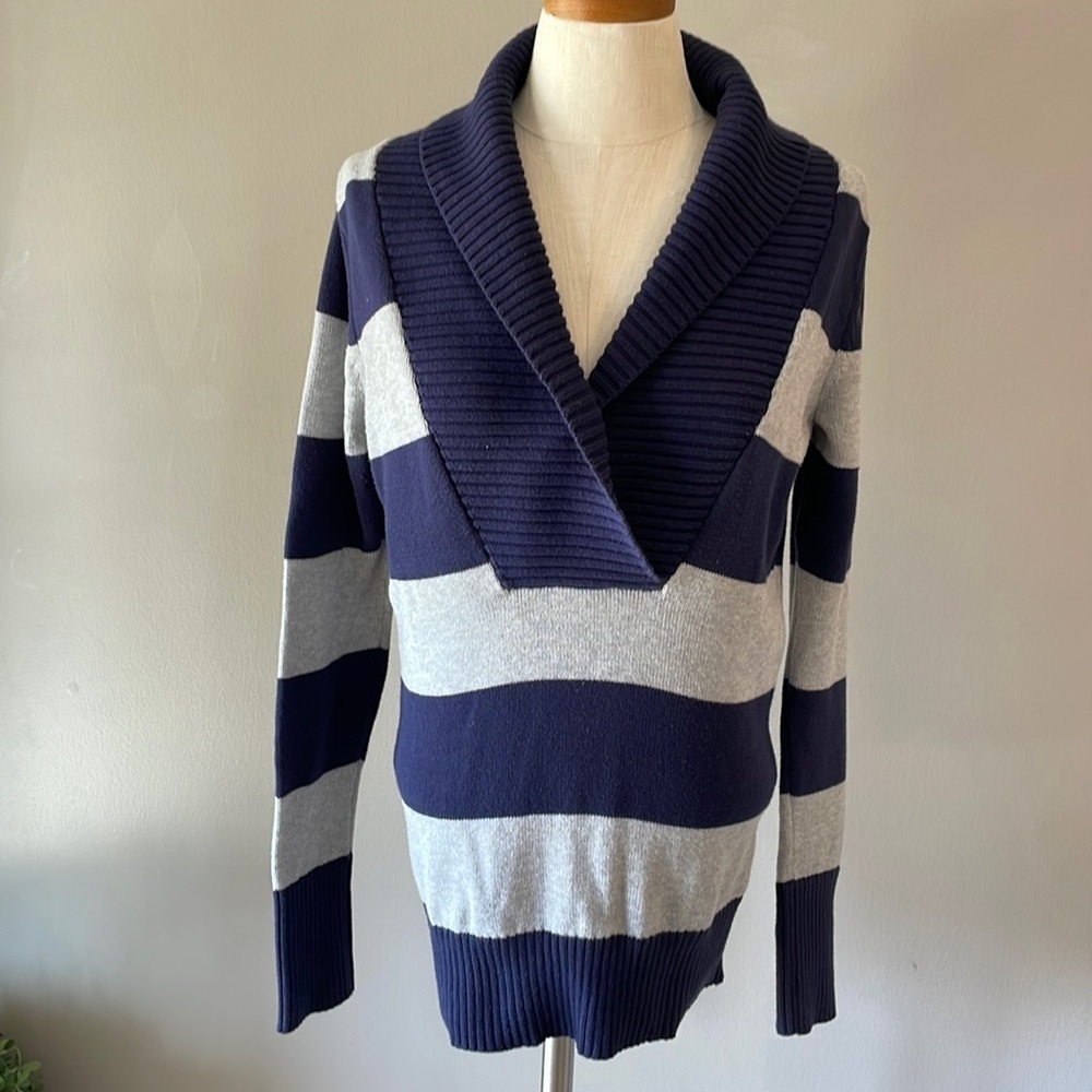 Banana Republic woman’s bold striped sweater 100% cotton Shawl collar Med